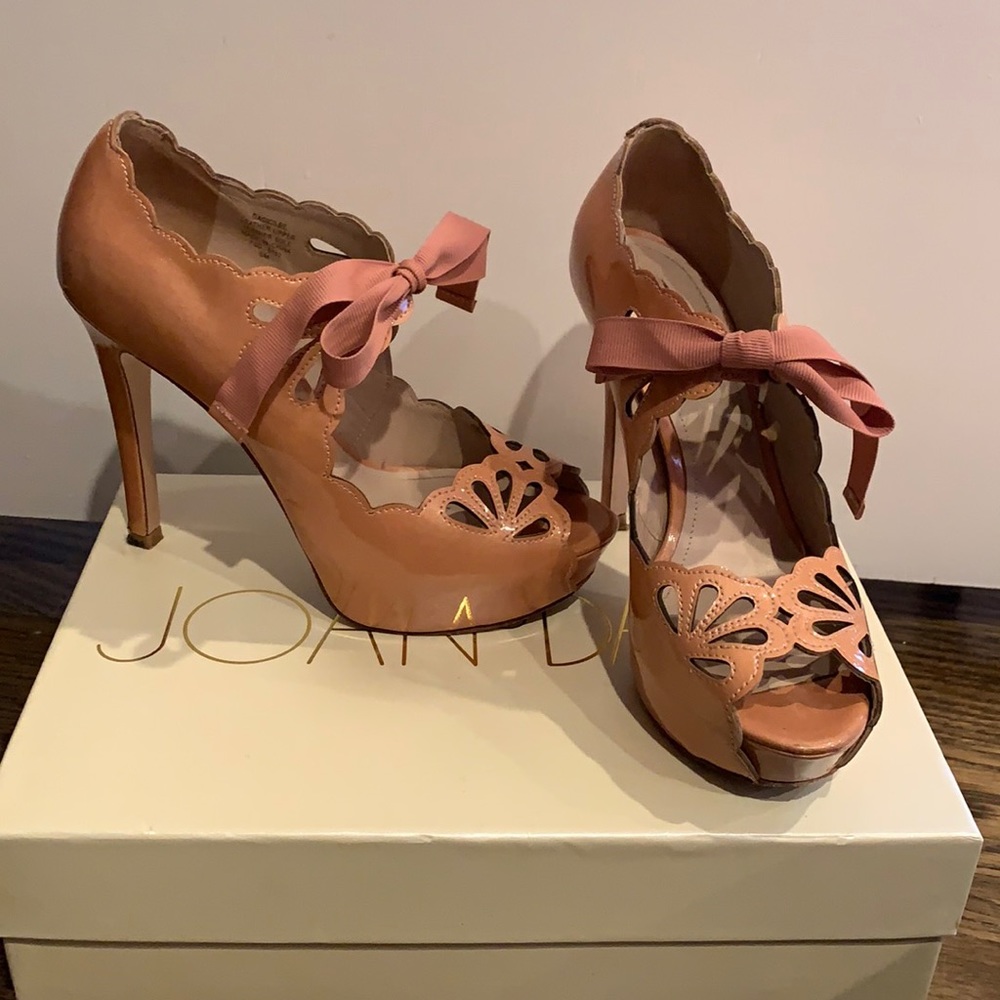 Joan & David Pink Pumps